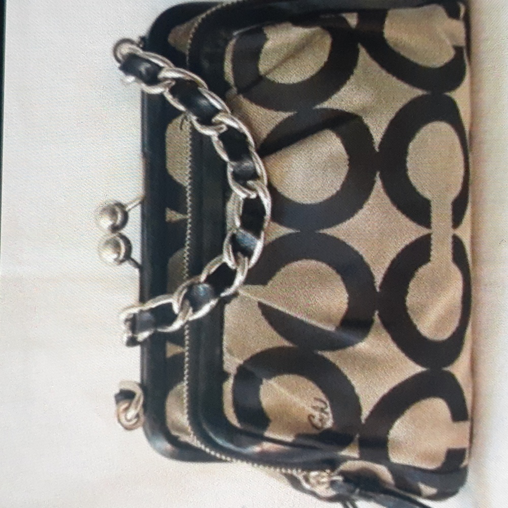 COACH PARKER KISSLOCK Y2K EUC